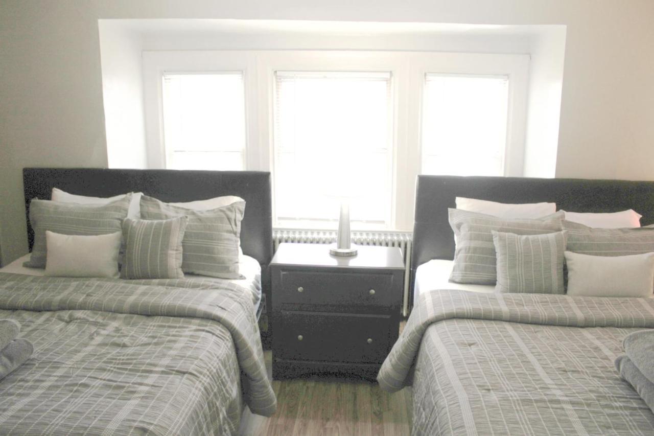 Steps Away From Hospital - 2 Queen Bed - City View Pittsburgh Luaran gambar